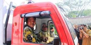 Mobil Desa Dimodif Jadi Ambulans, Keren
