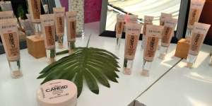 Makeup Anti Polusi dan Sinar Gadget untuk Wanita Metropolis