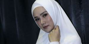 Diduga Lepas Hijab Syar'i, Mulan Jameela Diserang Netizen