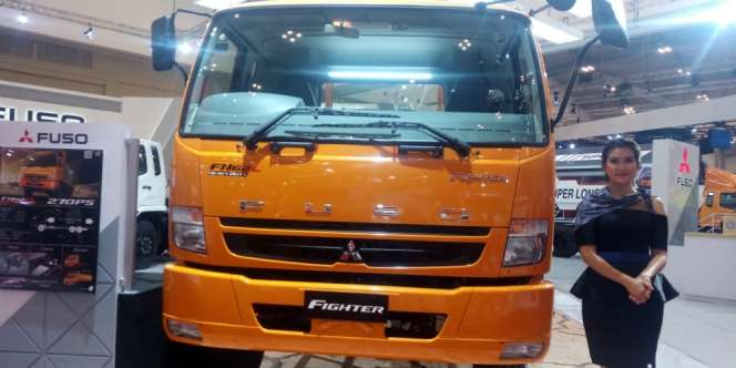 Fuso Jual Truk 'Petarung' di GIIAS 2019