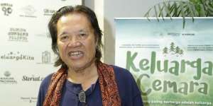 Sastrawan Arswendo Atmowiloto Tutup Usia