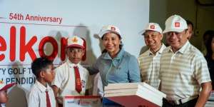 Menteri Rini Dorong BUMN Tingkatkan Kualitas Pendidikan di Indonesia