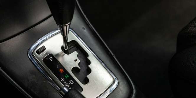 Ubah 5 Kebiasaan Ini Jika Mau Mobil Matic Awet