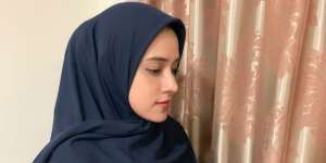 Move On dari 'Ikan Asin', Fairuz A Rafiq Tampil Modis Bareng Jedar
