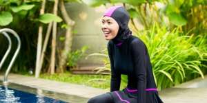 Pakai Burkini, Muslimah Diusir dari Kolam Renang