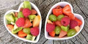 Bingung Cara Menambah Berat Badan yang Sehat? Makan 7 Buah Ini!