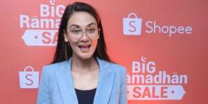 Dihipnotis Bertemu Ariel Noah, Luna Maya Salting
