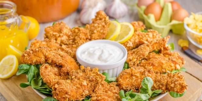 Segarnya Kuliner Hong Kong Ayam Crispy Lemon Saus Plum