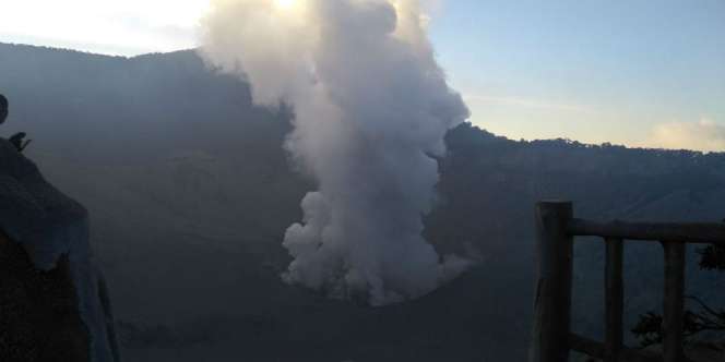 Kawasan Wisata Gunung Tangkuban Parahu Tutup Sementara
