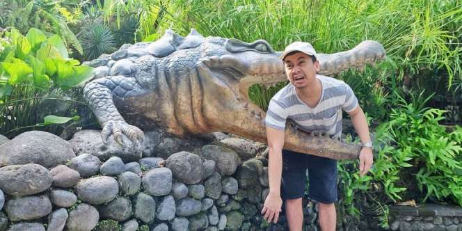 Fresh Graduate Tolak Gaji Rp8 Juta, Ini Gaji Pertama Raditya Dika