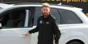 Mobil Lionel Messi dan Para Pemain Barcelona Ditarik, Ada Apa?