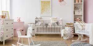 6 Cara Aman Menghias Kamar Bayi, Mama Wajib Tahu