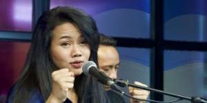 Yura Yunita Kembali Jadi Penyiar