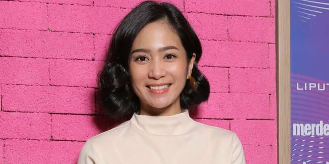 Gaya Mewah Bunga Zainal dengan Dompet Rp41 Juta Jadi Sorotan