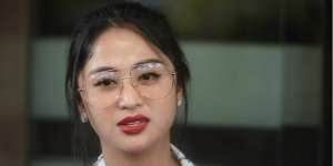 Senyum Lebar Saipul Jamil Dibesuk Dewi Perssik