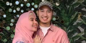 Kartika Putri Belanja Perlengkapan Bayi ke Jepang