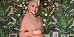 Hamil Besar, Kartika Putri Masih Santap Durian