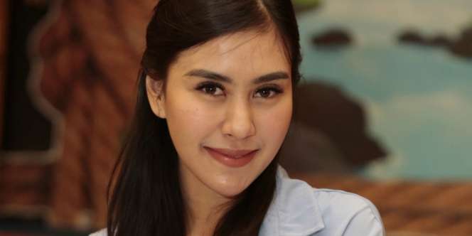 Kehebohan Syahnaz Belanja Perlengkapan Bayi Kembar
