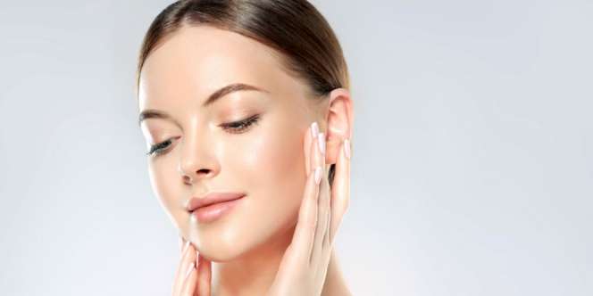 Tanpa Kapas, Begini Cara Pakai Essence yang Benar