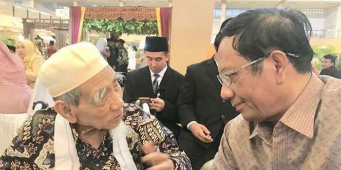 Bisikan Pesan Mbah Moen