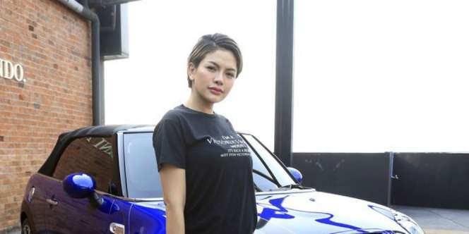 Tak Cocok Pria Lokal, Nikita Mirzani Cari Bule di Paris