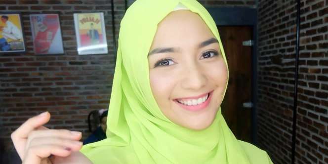 Tampil Modis, Citra Kirana Enggak Tahan Selfie di Toilet