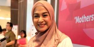 Cerita Nina Zatulini Naik Bajaj dan Mengungsi Saat Mati Listrik