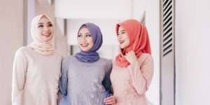 Tutorial Hijab Bridesmaid Simple Elegan