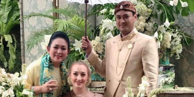 Panji Trihatmodjo Gelar Tujuh Bulanan Istri, Sosok Halimah Bikin Terpana