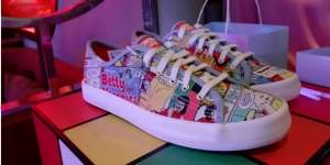 Sepatu Retro untuk Tampilkan Jati Diri Perempuan