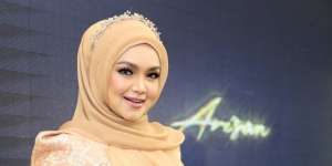 Siti Nurhaliza Ungkap Rahasia Kulit Glowing dan Awet Muda