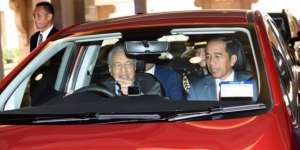 PM Mahathir Muhammad Sopiri Jokowi Buat Ajak Makan Siang