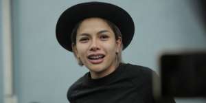 Liburan ke Paris, Nikita Mirzani Bawa Oleh-Oleh Setengah Miliar