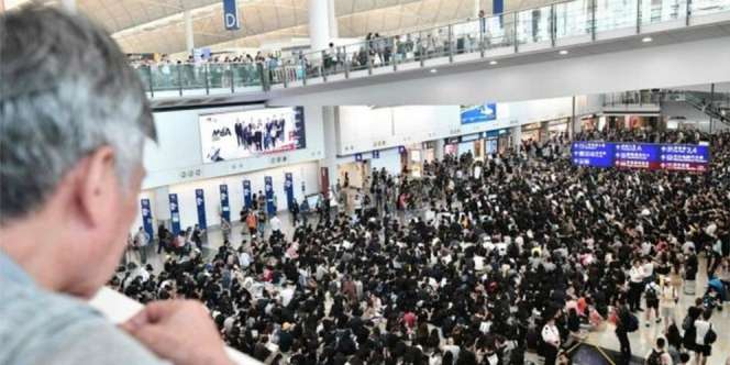Tim Renang DKI Jakarta Tertahan di Bandara Hong Kong