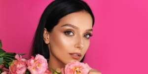 Wajah Sehat dengan 3 Tips Pakai Highlighter