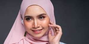 5 Tips dan Trik Membuat Makeup Tetap Glowing