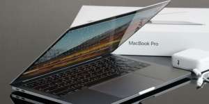 MacBook Pro Seri Ini Dilarang Dibawa Terbang