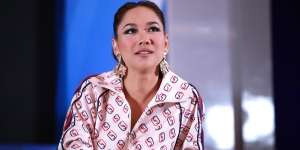Bunga Citra Lestari Tampil Berkelas dengan Outfit Trendy