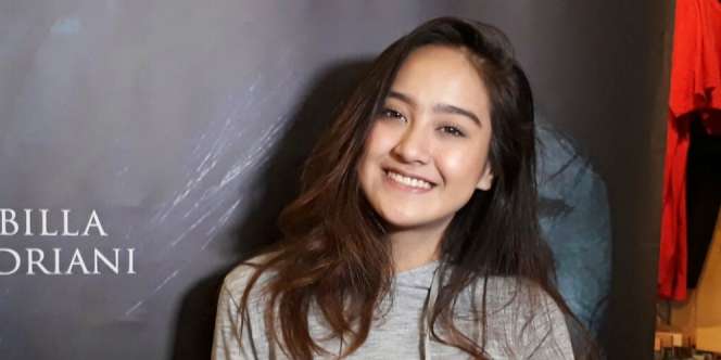 Syuting di Rumah Angker, Artis Cantik Dikelilingi Mahluk Halus