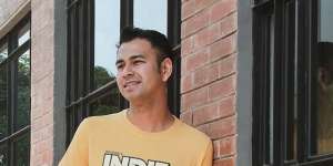 Heboh Pengakuan Raffi Ahmad Pernah Kirim Bunga ke Desy Ratnasari
