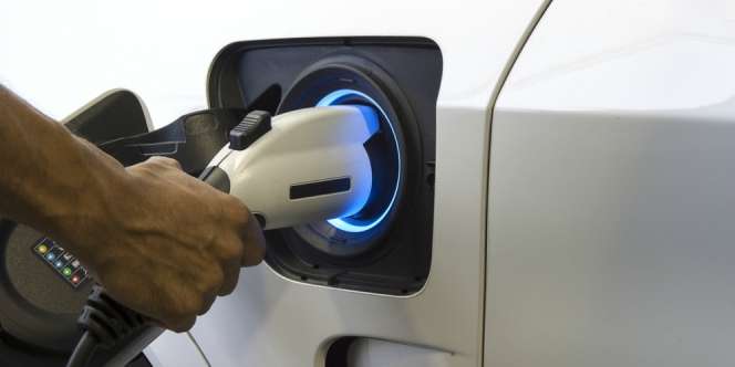 Hore! Mobil Listrik Diusulkan Gratis Gartis dan Bebas Ganjil-Genap