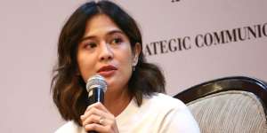 Berkaca-kaca, Dian Sastro Ceritakan Putranya yang Idap Autisme