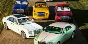 Bak Mainan, Pria Tajir Koleksi 10 Rolls Royce Aneka Warna
