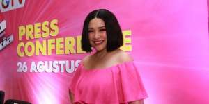 Titi DJ Tak Sangka 'I Love You 3000' Bawa Stephanie Mendunia