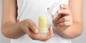 6 Cara Menghilangkan Bau Badan dengan Bahan Alami