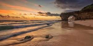 5 Pantai Mempesona di Semarang yang Jarang Diketahui