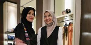 Shireen Beri Tanda Coretan Hati di Bagian Perut Zaskia Sungkar, Hamil?