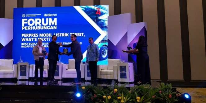 Angkasa Pura II Lirik Mobil Listrik dan Swakemudi di Bandara