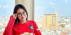 Pengakuan Via Vallen Jadi Korban ART Pencuri Pakaian Dalam