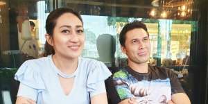 Ditanya CLBK, Helmalia Putri Bingung Jelaskan Status Indra Brugman